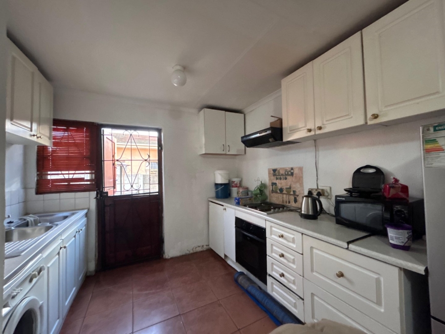To Let 2 Bedroom Property for Rent in Heather Park Western Cape